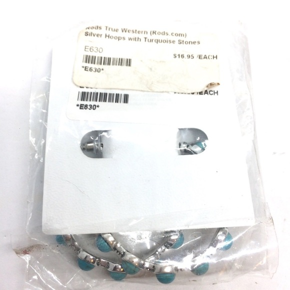 WEST CO. TURQUOISE DYED HOWLITE HOOP EARRINGS SILVER TONE NWT - Picture 5 of 7